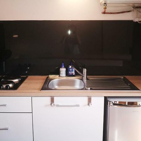 Апартаменты Studio Avec Balcon Au Pied Du Rocher D'Aiguilhe Le Puy-en-Velay Экстерьер фото